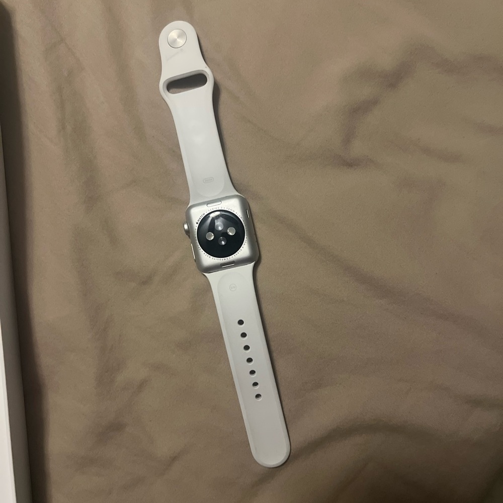 Apple Watch Series 3 - Silver - Picture 12 of 14
